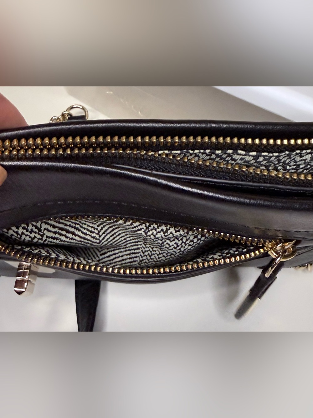 🆕 Rebecca Minkoff | Crosby Crossbody Bag Purse Clutch | Black Leather | Gold - Picture 8 of 16